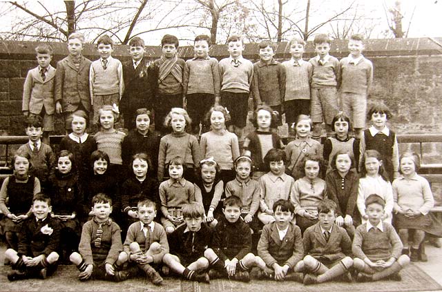 Roseburn School Class, around 1934-35
