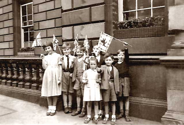 Royal visit of Queen Elizabeth II and Duke of Edinburgh to Edinburgh, around 1953