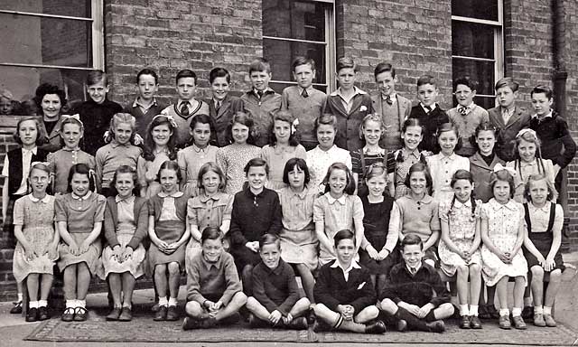 A photograph  by Prophet of a class at Preston Street School around 1950-51