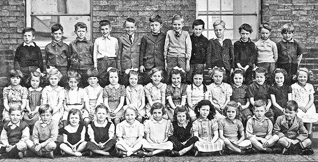 Royston Primary School Class  -  around 1947-48