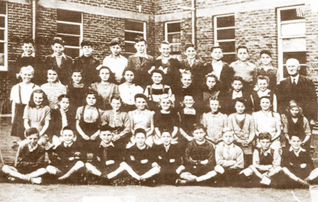 Royston Primary School Class, 1949  -  Pupils aged about 11