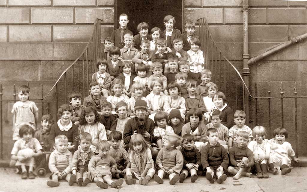 A group of children at St James Square, Edinburgh  -  Around 1928