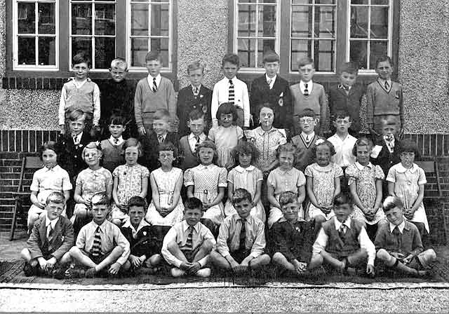 Photograph by J R Coltart  -  Wardie Primary School, 1937