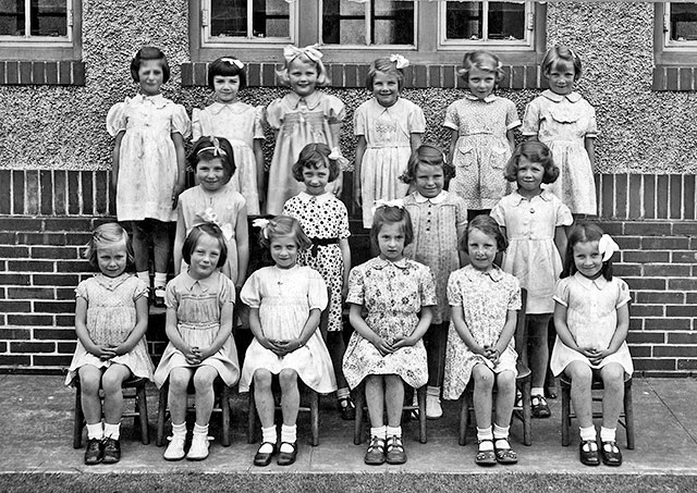 A class of Girls at Wardie Primary School, around 1945