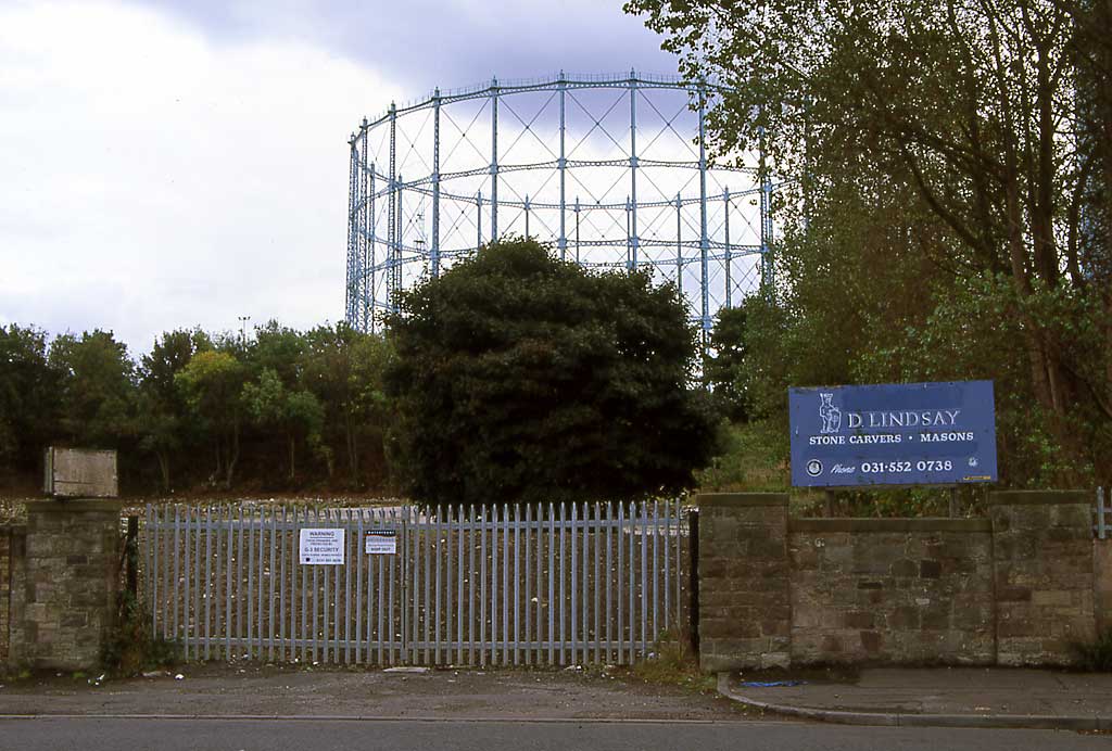 David Lindsay, Stonemasons  -  West Shore Road, Edinburgh  -  1992