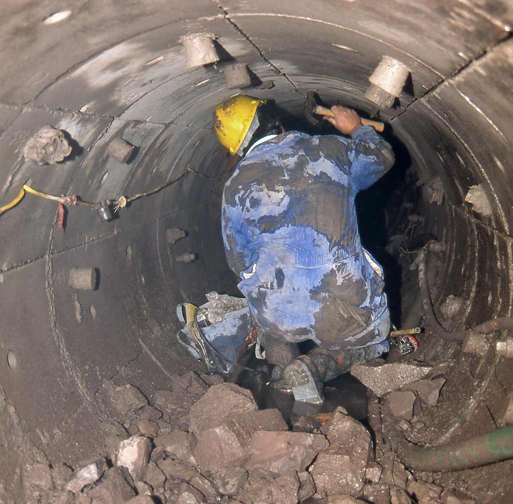 Edinburgh at Work  -  Lothian Region Drainage Dept   -  Laying drains underground near the new Edinburgh International Conference Centre