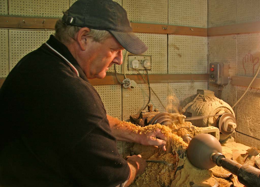 George Mackay - Bolwing Green Bowl Makers  -  Photographed 2006