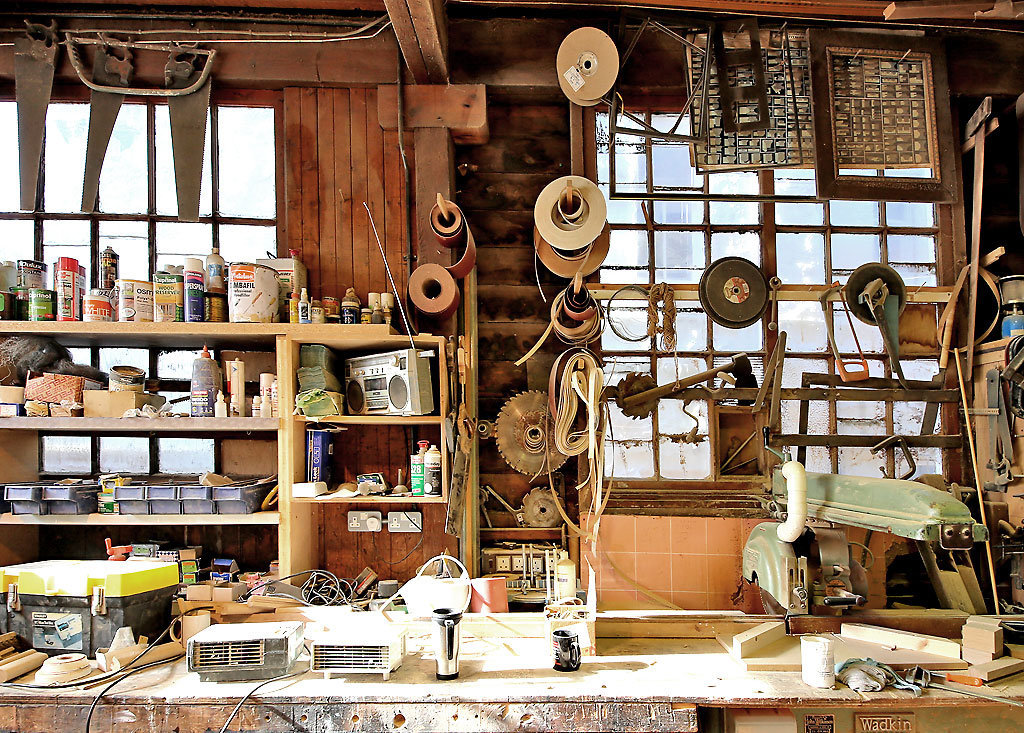 Stark Buillding Services Ltd  -  a joinery workshop at Spylaw Street, Colinton  -  February 2013