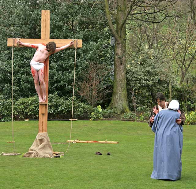 Easter Play  -  Princes Street Gardens, Edinburgh  -  The Crucifixion  -  April 2006