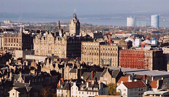 Photograph by Peter Stubbs  -  Edinburgh  -  November 2002  -  View to the north-west from the slopes of Arthur's Seat in Queen's Park  -  looking towards the Balmoral Hotel, the old General Post Office and Granton