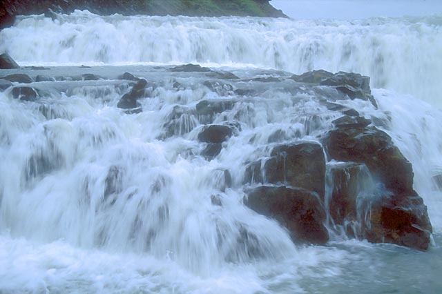 Photograph by Peter Stubbs  -  July 2001  -  Icelandic Waterfall