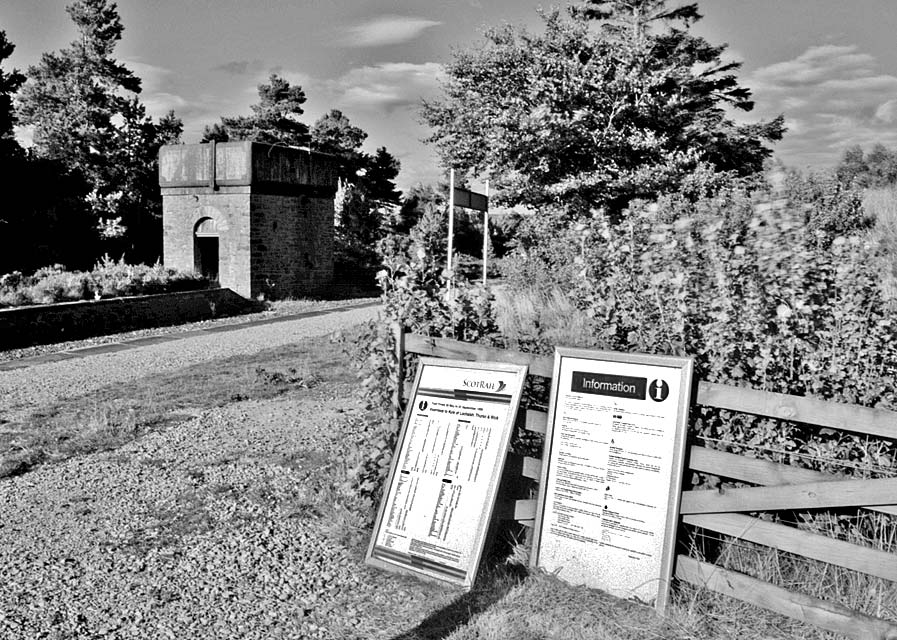 Scottish Railway Stations  -  Altnabreac  -  5 Sep 1999