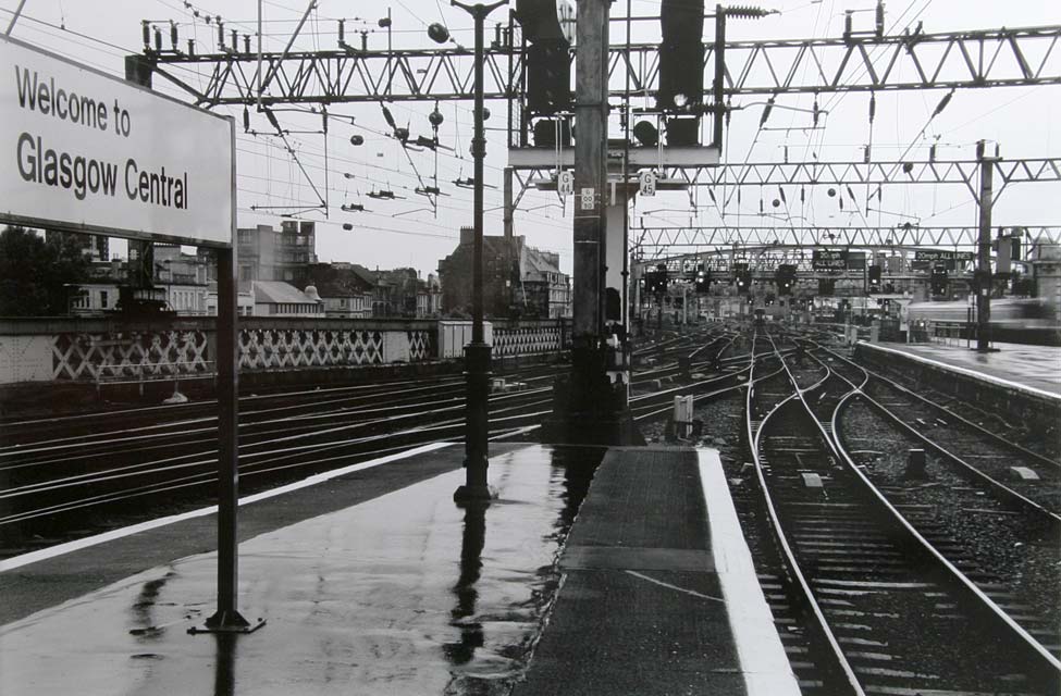 Scottish Railway Stations  -  Glasgow Central  -  9 Jun 2000