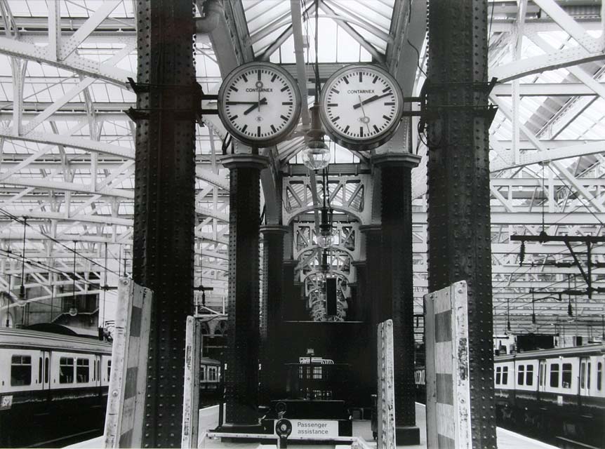 Scottish Railway Stations  -  Glasgow Central  -  9 Jun 2000