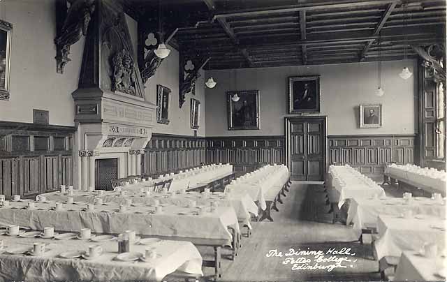 Postcard by an unidentified publisher  -  Fettes College  -  The Dining Hall