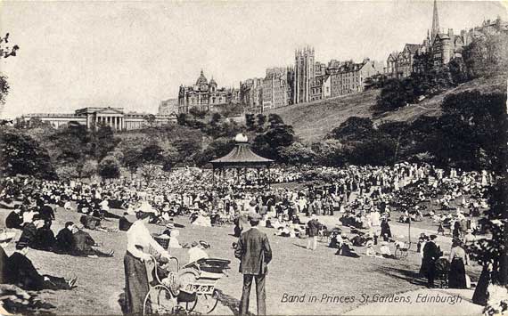 Postcared by an unidentified publisher  -  Princes Street Gardens  -  Bandstand and Audience