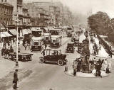 Zoom in to the Sinclair Fountain at the West End of Princes Street