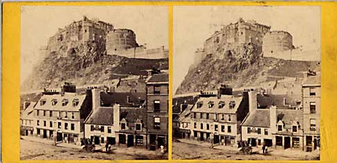 Stereo view from Lennie  -  Edinburgh Castle from the Grassmarket