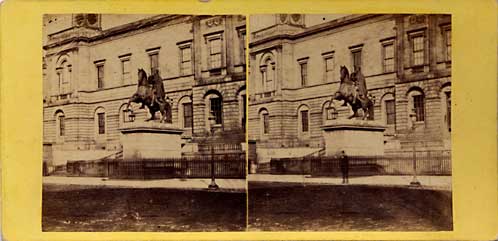 An early pair of Stereo photos by an unidentified photographer  -  Register House