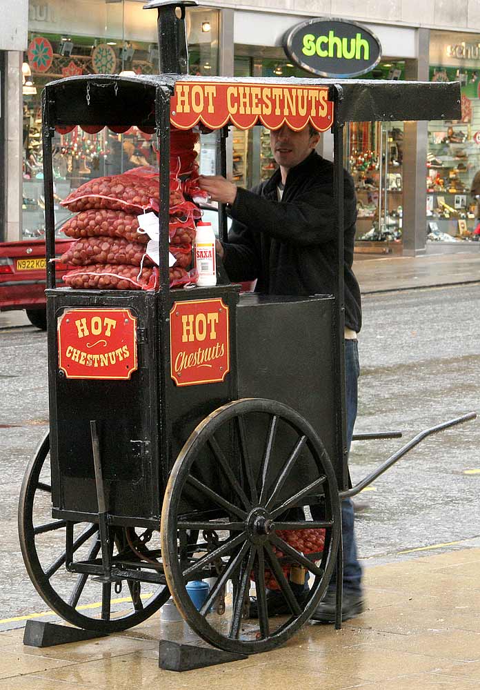 Hot Chestnut Stall at the corner of Frederick Street and Princes Street  -   November 2005