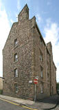 The corner of Gibb's Entry and Simon Square  -  July 2008