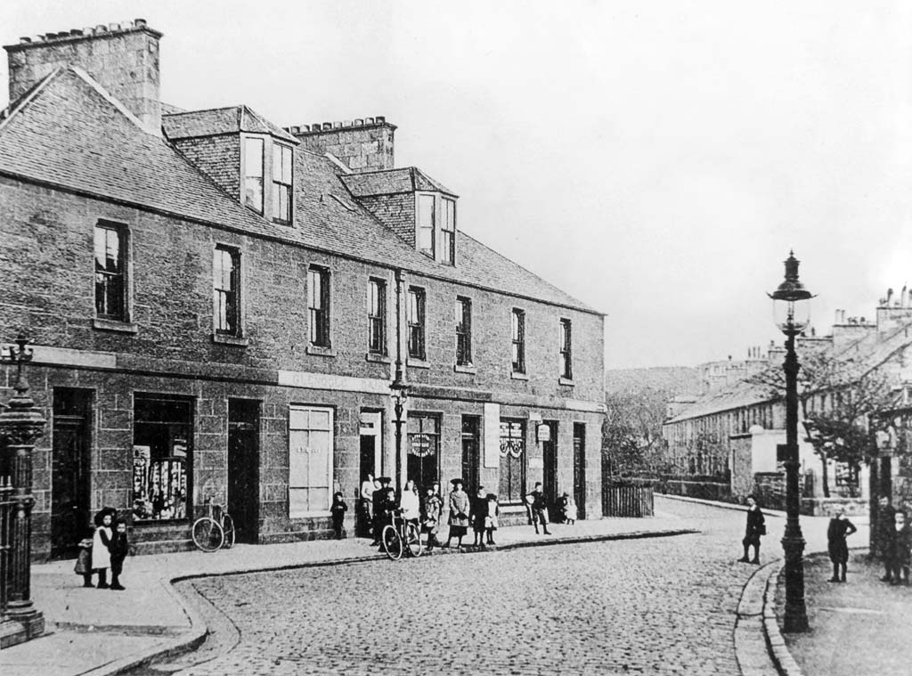Bridge Place at the western end of Glenogle Road. Glenogle Road leads from Stockbridgge to Canonmills - Photo taken early--1900s