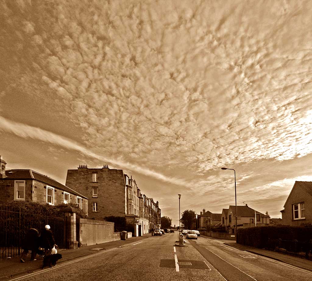 Granton Road - Looking south towards Ferry Road