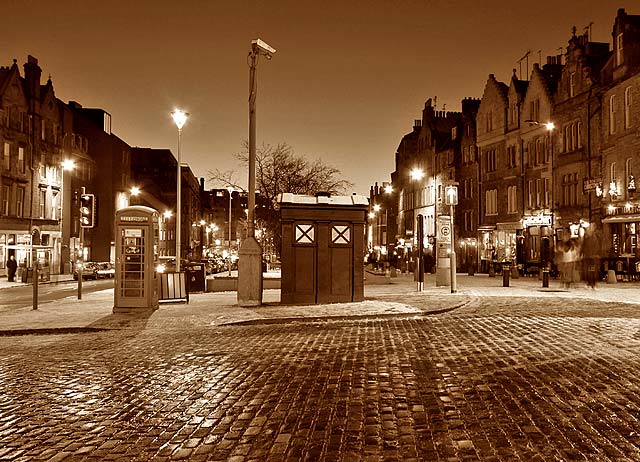 Telephone Kiosk and Police Box in the Grassmarket - November 2010