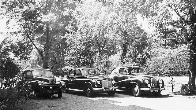 Cars in the front garden of Inverleith Terrace, around 1968