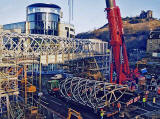 Installing the new bridge over Leith Street on 23 November 2003