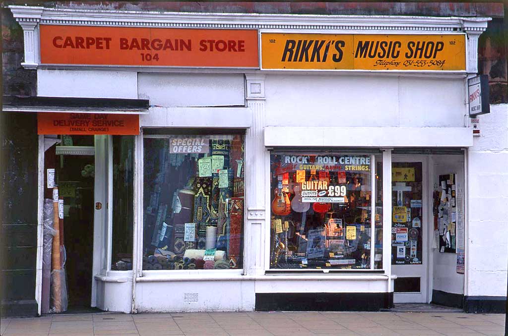 Edinburgh Shops  -  102+104 Leith Walk  -  1998