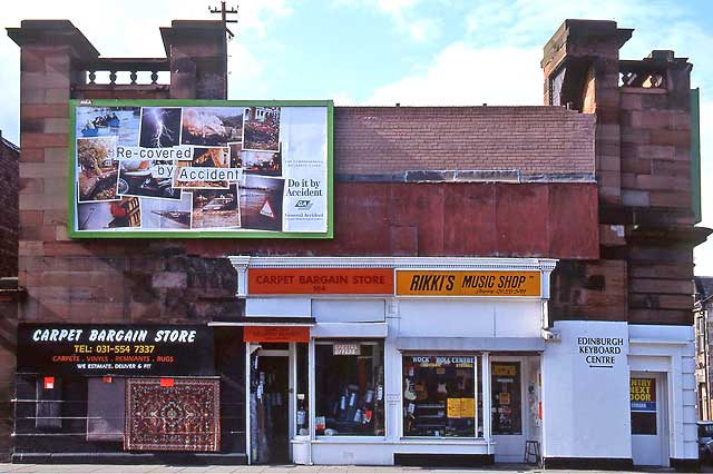 Edinburgh Shops  -  102+104 Leith Walk  - 1992