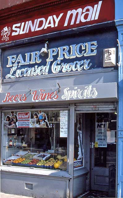 Edinburgh Shops - 103 Leith Walk - 1991