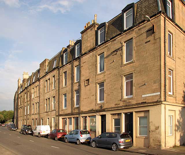 Nos 1-17 Lower Granton Road  -  Looking to the east towards Trinity Road