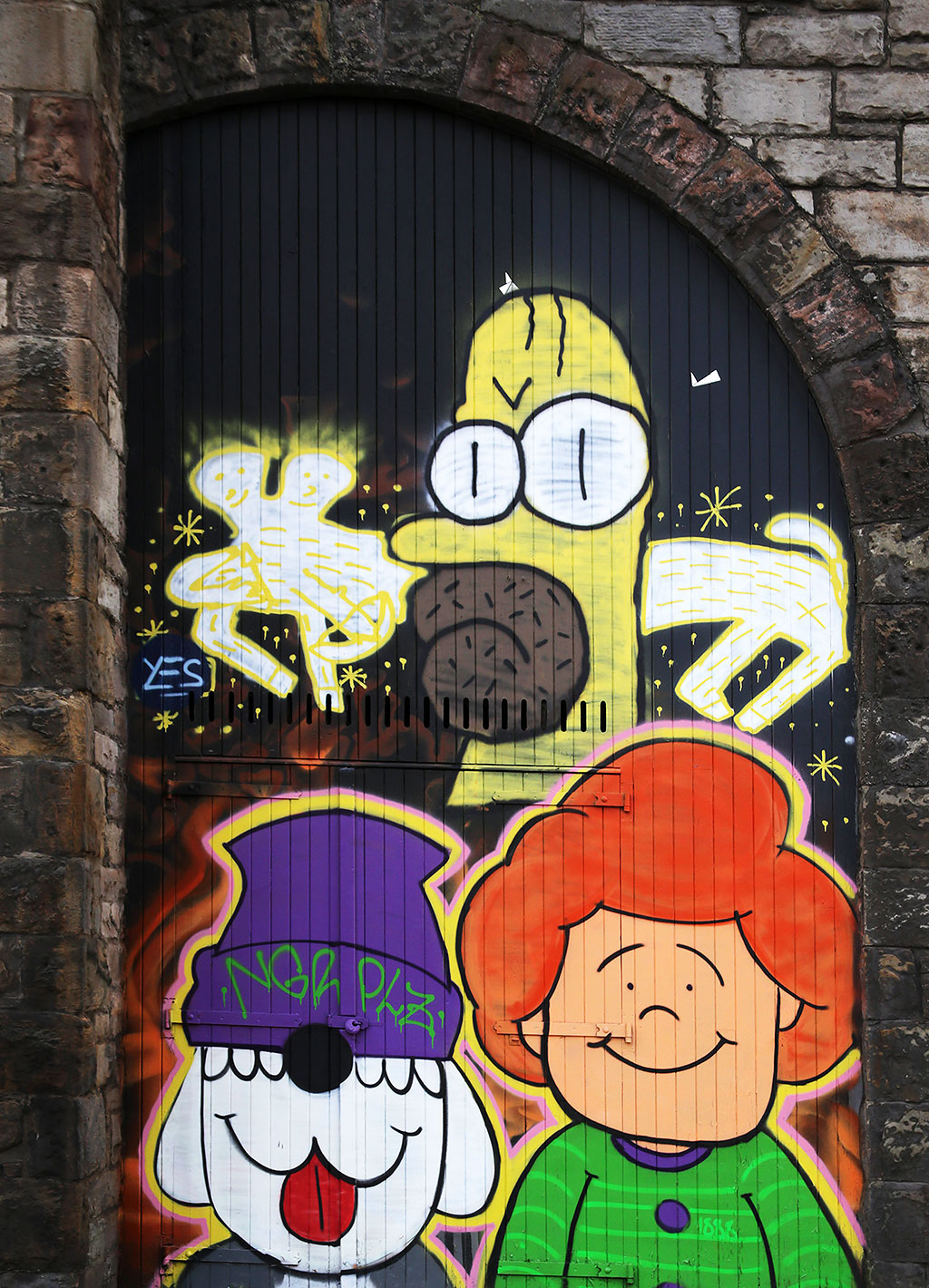 Street Art and Graffiti, Edinburgh, Market Street  -  from 2014