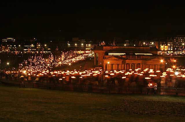 Torchlight Procession to mark the start of Edinburgh's New Year Celebrations  -  29 December 2005