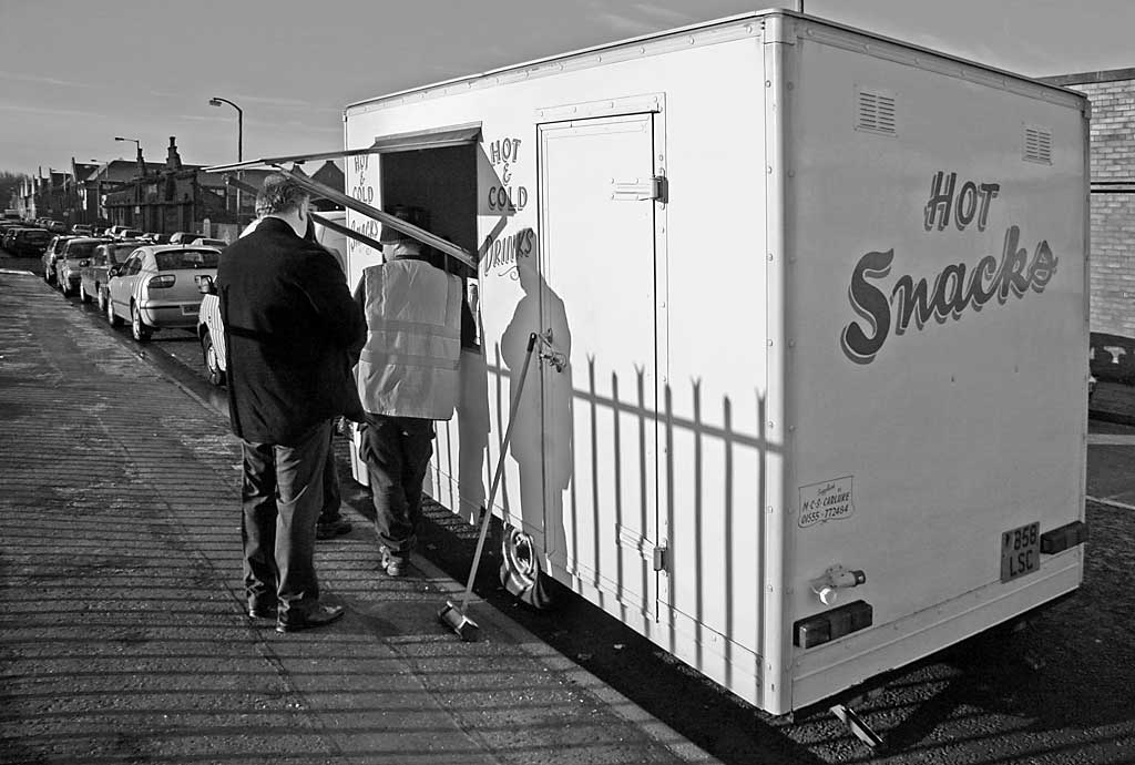 Snack Bar in New Mart Road, Slateford  -  7 December 2005