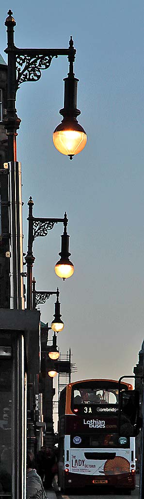 The Two Birdges Hotel and Street Lamps, Newhalls Road, South Queensferry