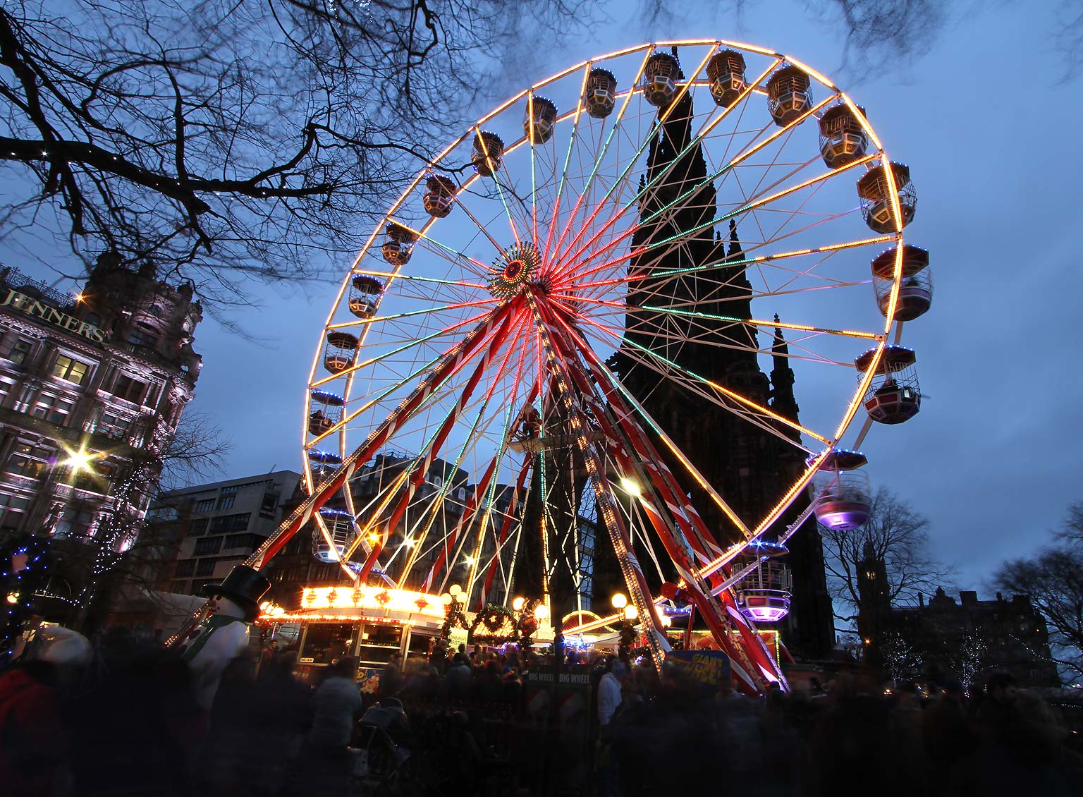 Edinburgh Wheel and Scott Monument December 2011