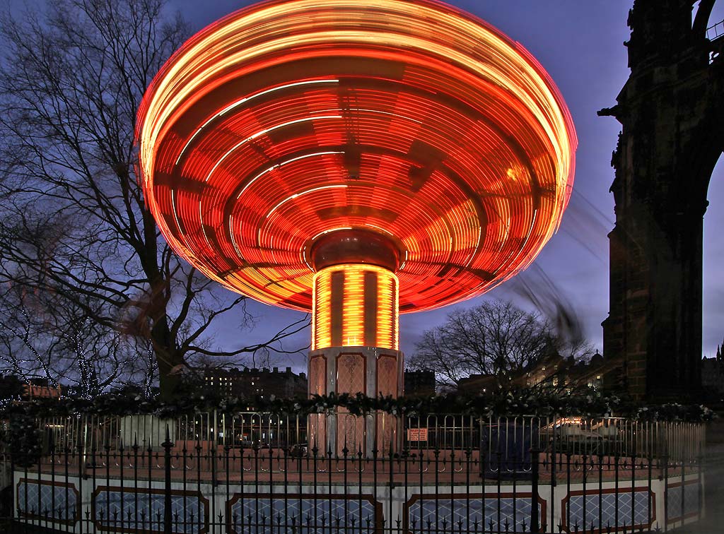 Princes Street - Wave Swinger  -  December 2011