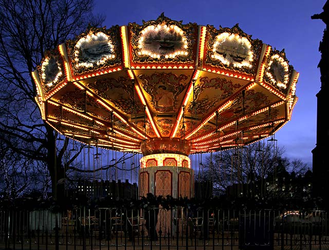 Princes Street - Wave Swinger - December 2011