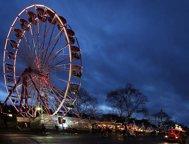 The Edinburgh Wheel and Edinburgh Castle  -  Christmas 2011