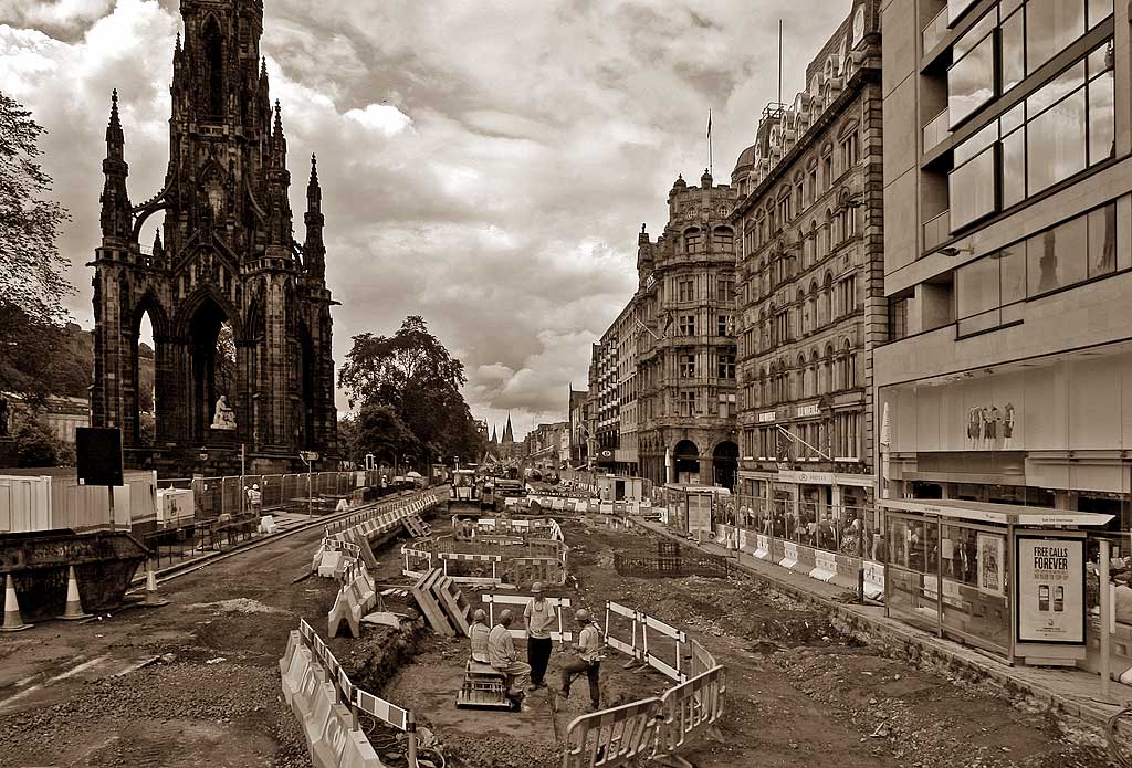 Preparing for Edinburgh's Trams  -  View of the Scott Monument and Princes Street from the junction with Waverley Bridge  -  July 2009
