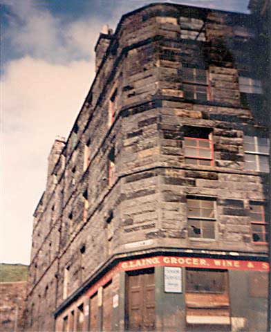 Photographs of Dumbiedykes around 1961-63  -   Pleasance  -  Young Brothers Bakers