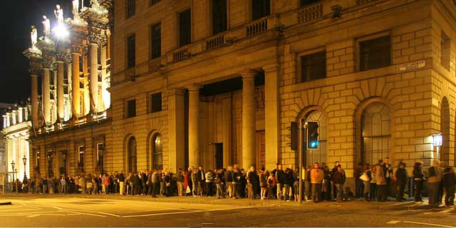 Queue for Harry Potter book  -  Waterston's Bookshop at the East End of Princes Street  -  The end of the queue in Saint Andrew Square