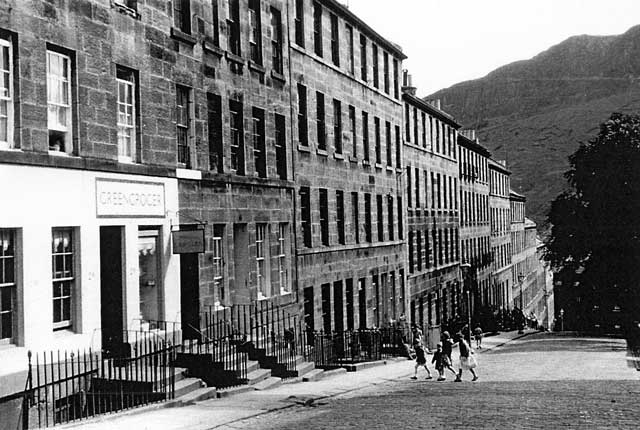 Dumbiedykes Survey Photograph - 1959  -  Salisbury Street, North