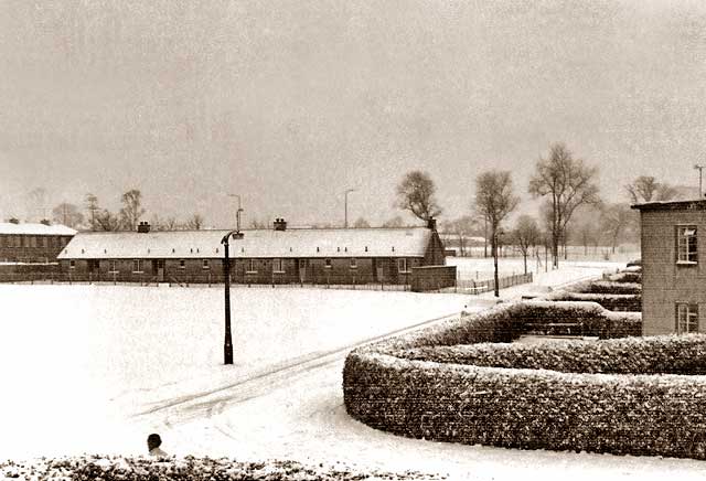 0_street_views_-_saughton_mains_gardens_2_sepia.jpg