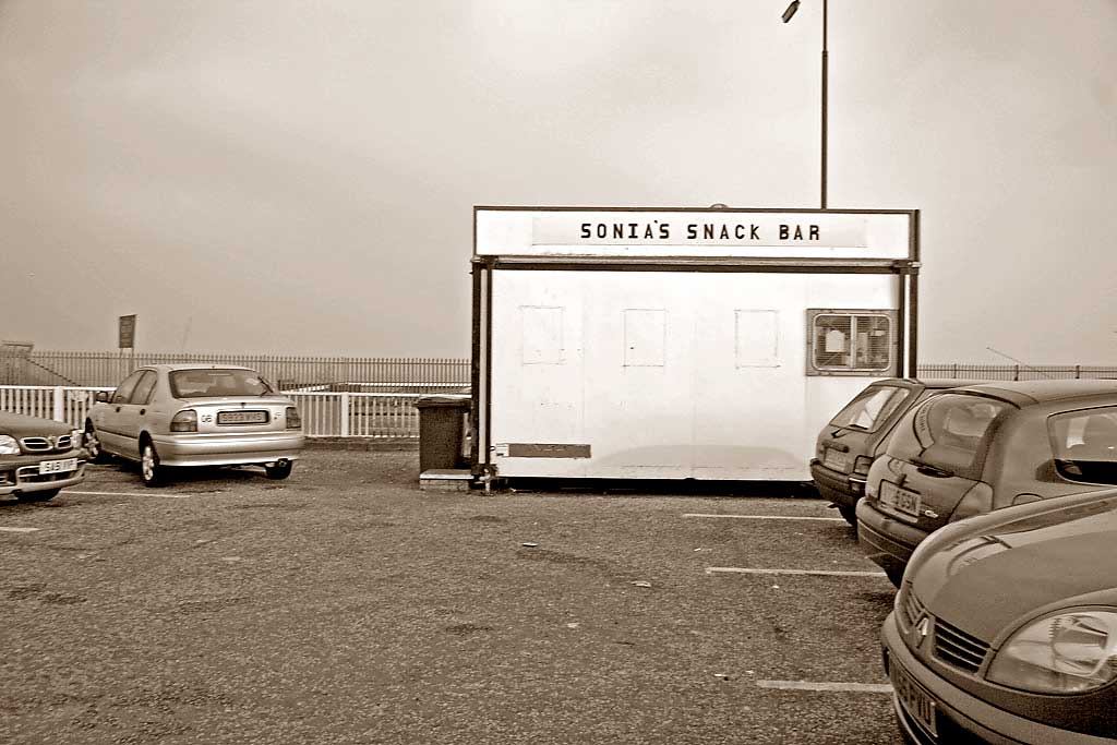 Snack Bar at Seafield Way  -  February 2006