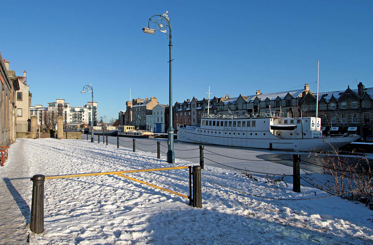 Photo from Bernard Street Bridge, Leith  -  Water of Leith frozen  -  Christmas Eve 2010