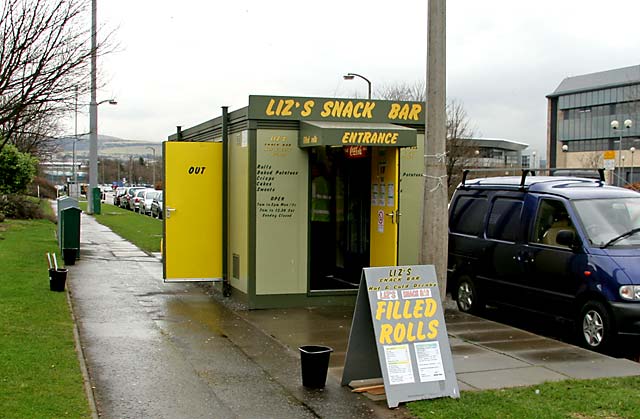 Snack Bar at the western end of South Gyle Crescent  -  March 2006